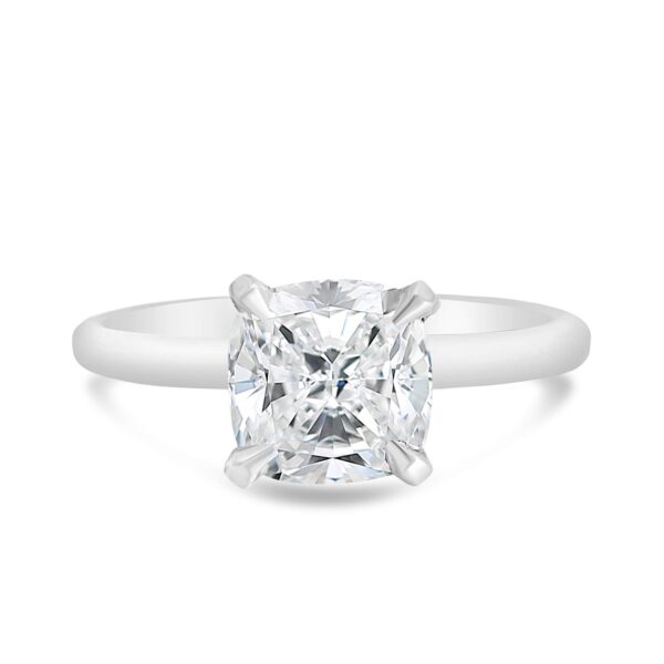 Classic Solitaire Engagement Ring in 14kt White Gold