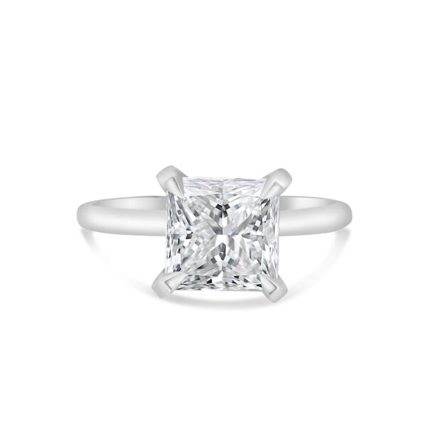 Classic Solitaire Engagement Ring in 14kt White Gold