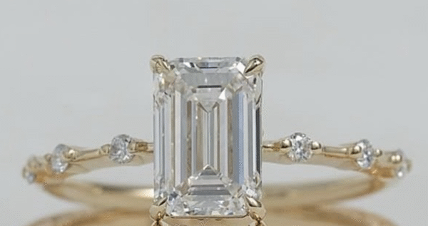 Andres G.'s Engagement Ring