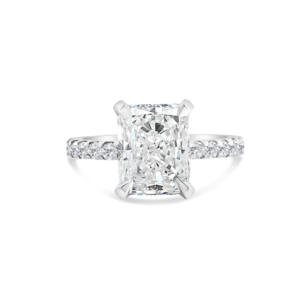 Evelyn H.’s Engagement Ring