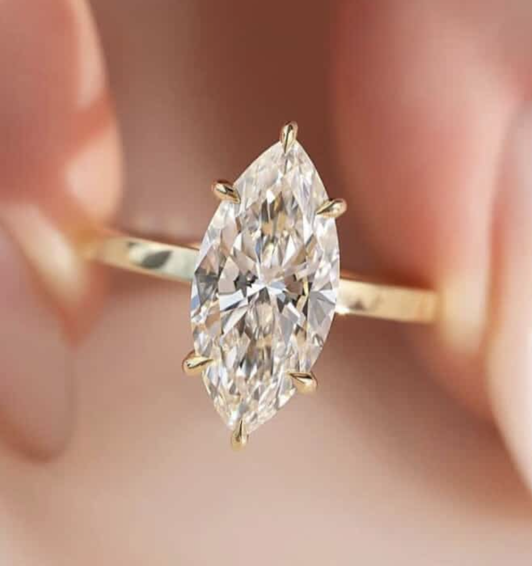 Alex G.'s Engagement Ring (Balance)